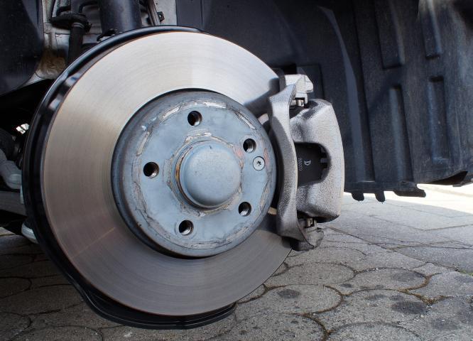 How to buy top-quality brakes and brake accessories for your vehicle?